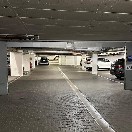 Truly - Viel Platz Fuer Business & Familie - Modern, Garage, Fahrstuhl Apartment Augsburg Ngoại thất bức ảnh