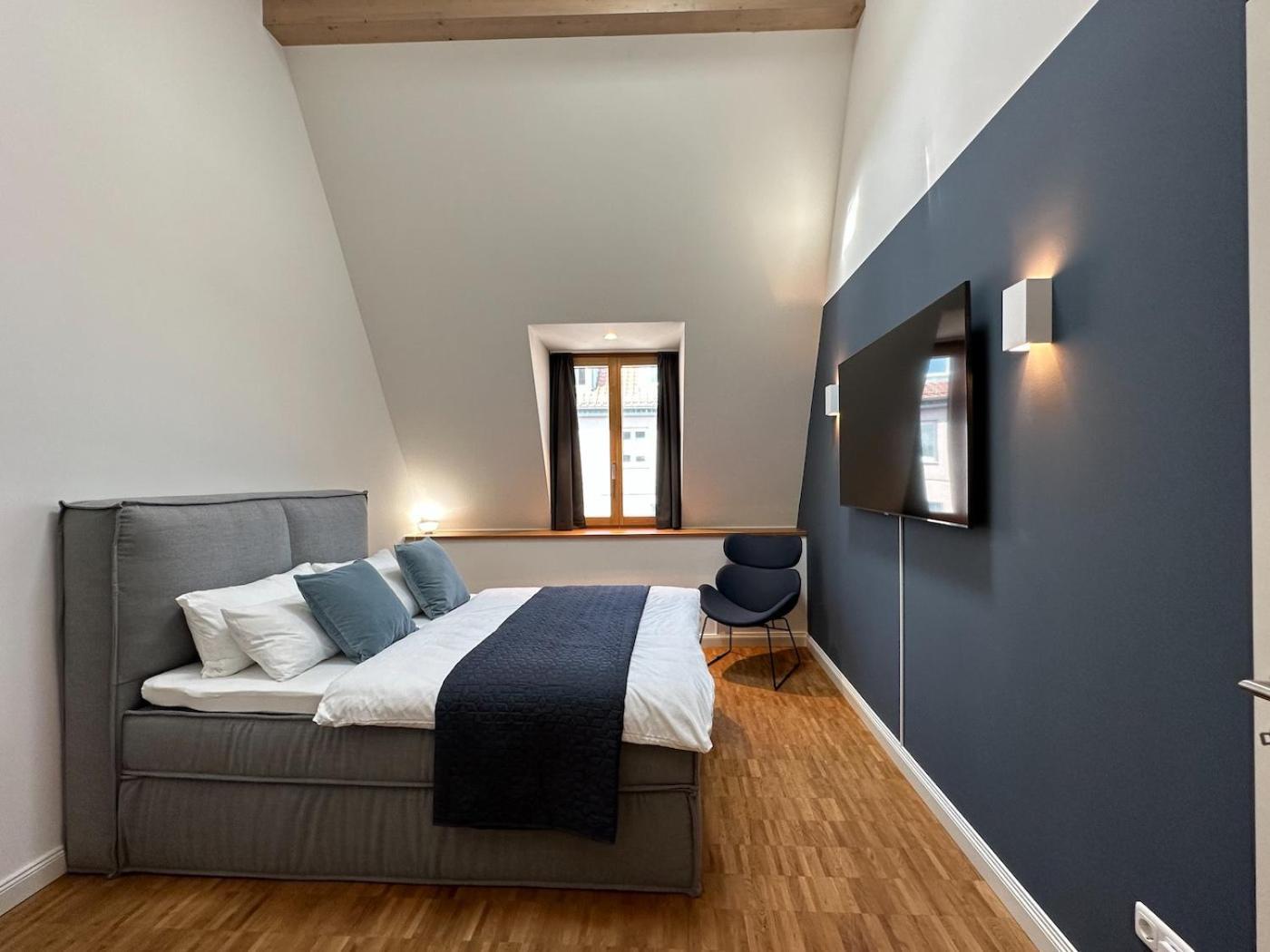 Truly - Viel Platz Fuer Business & Familie - Modern, Garage, Fahrstuhl Apartment Augsburg Ngoại thất bức ảnh